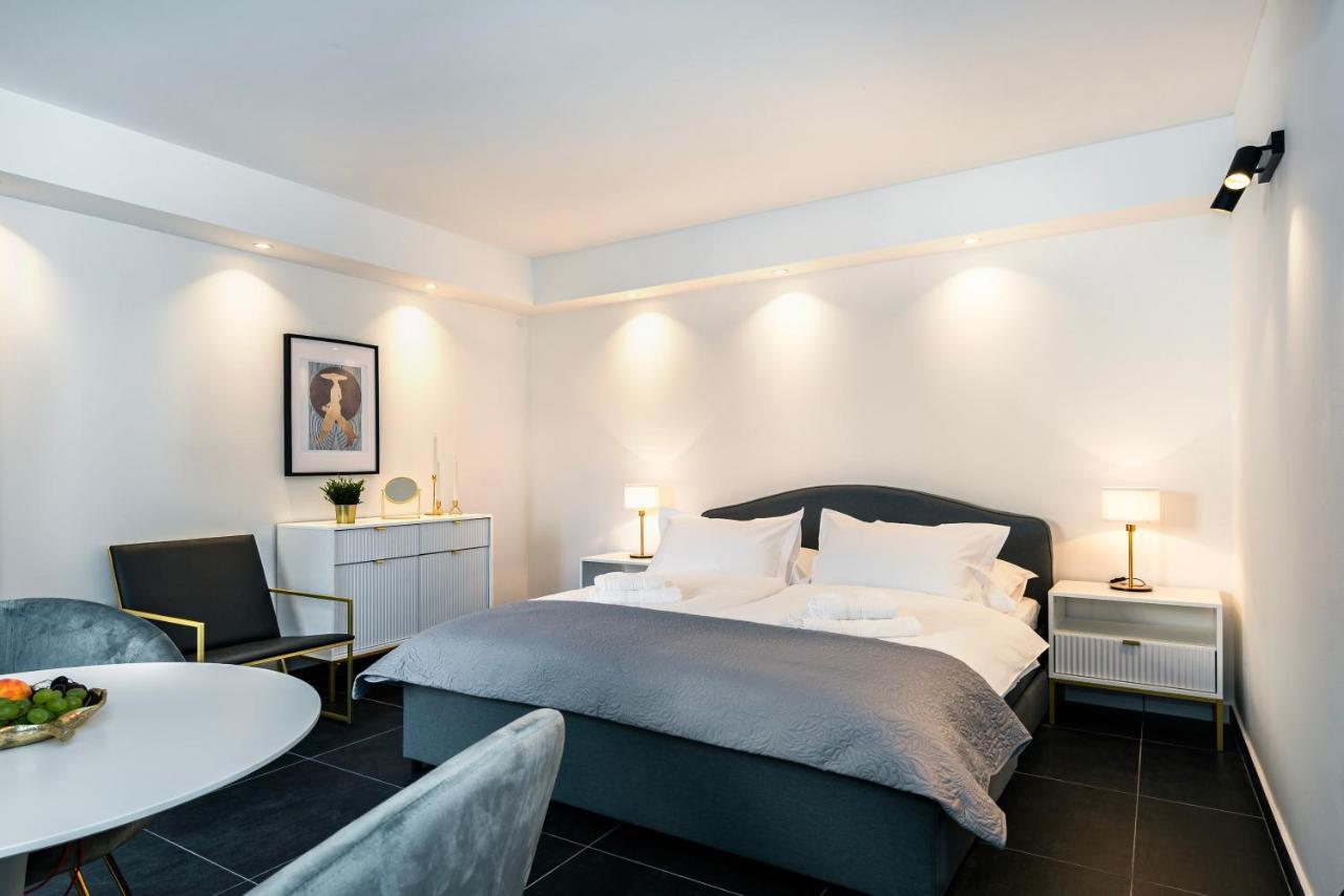 City Break Studio Apartments 시베니크 외부 사진
