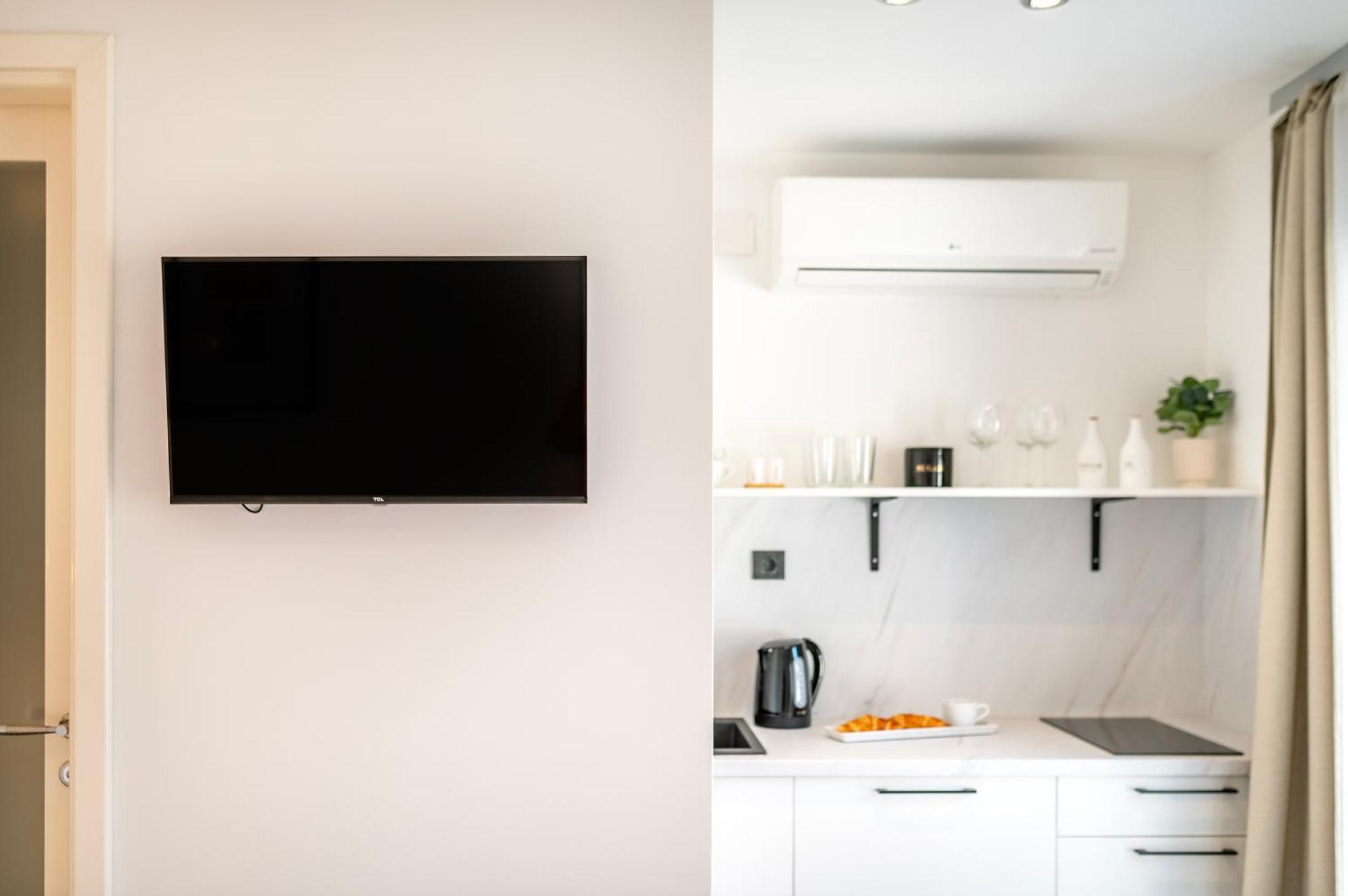 City Break Studio Apartments 시베니크 외부 사진