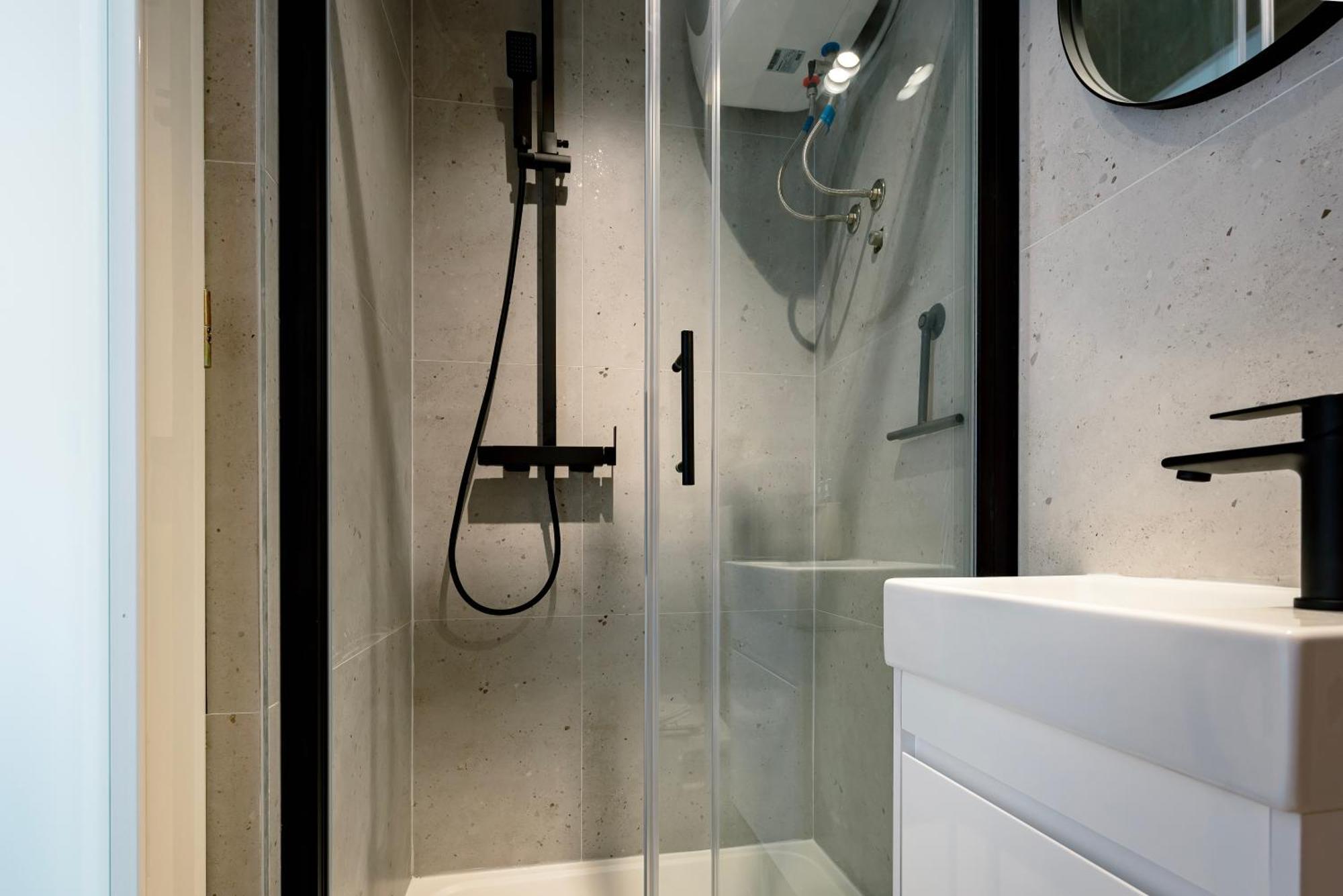 City Break Studio Apartments 시베니크 외부 사진